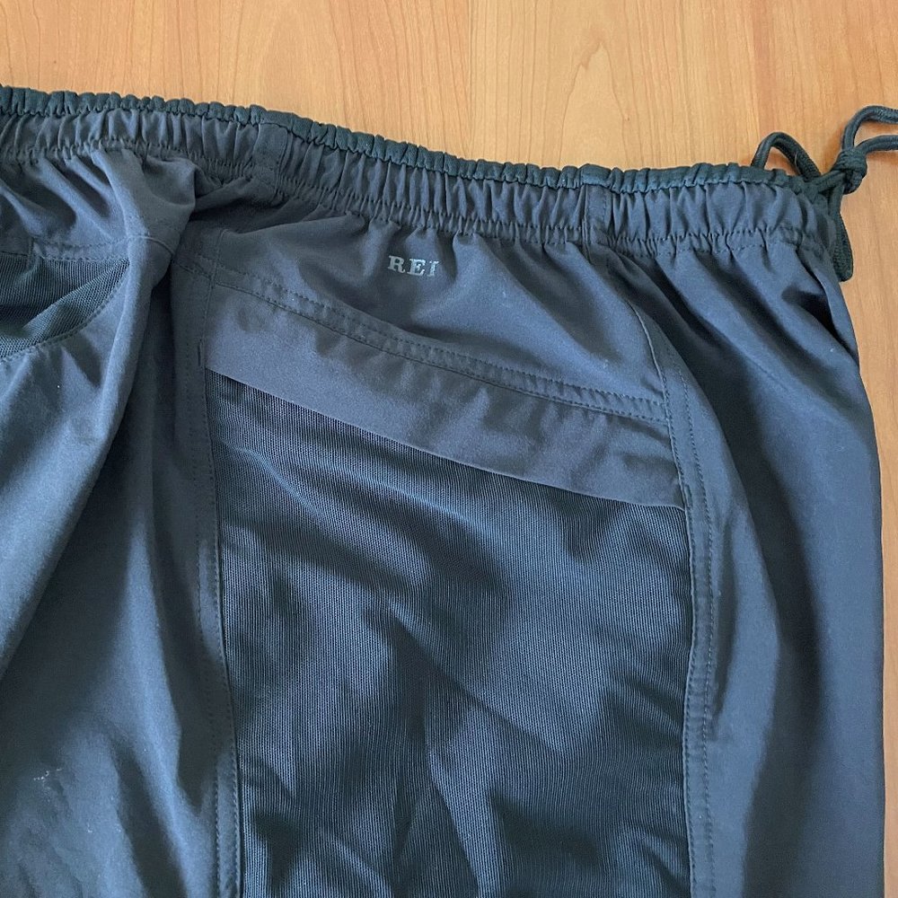 REI Unisex Oxt Hiking Running Multi-Sport Nylon Shorts Black (Large) - Picture 12 of 16